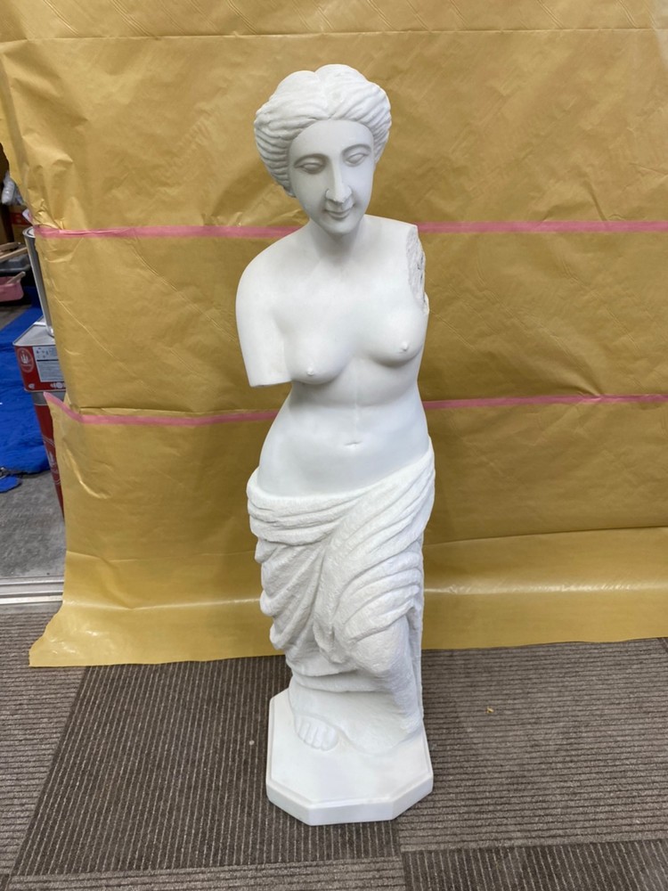 石像割れ破損リペア前