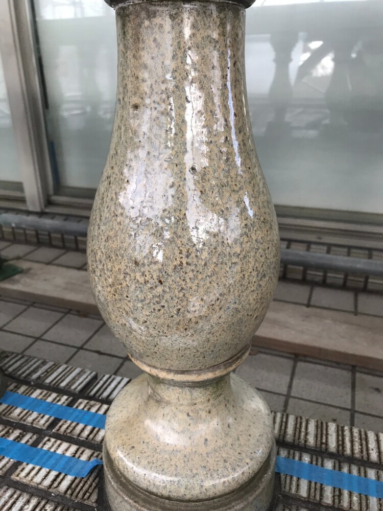 石材欠け　補修前