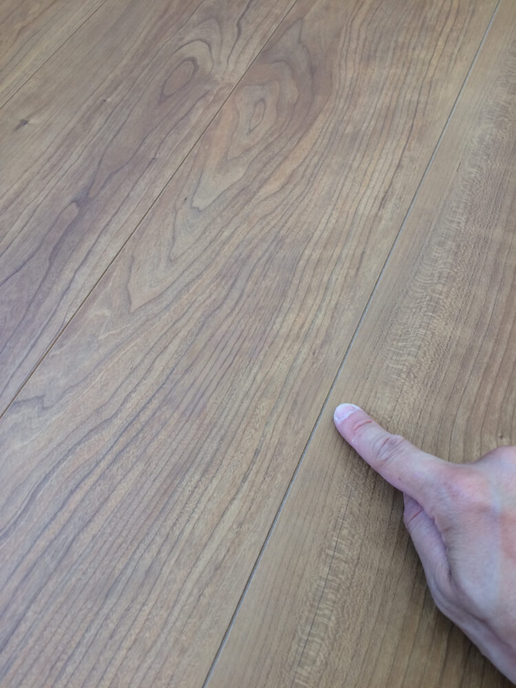 フローリング傷補修 BEFORE
