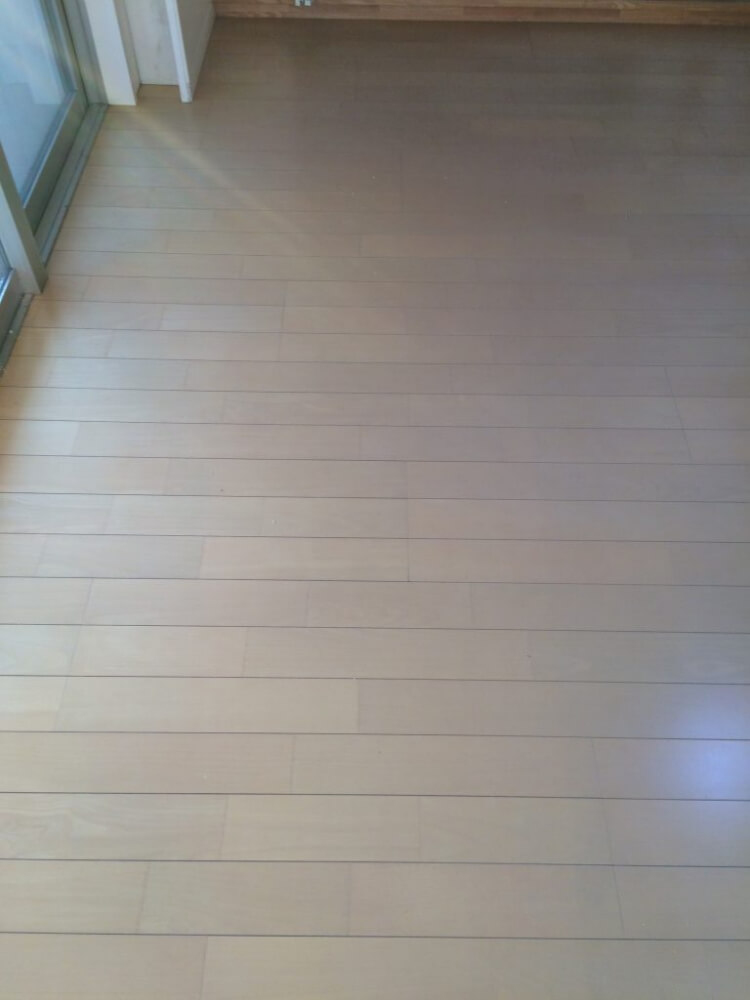 フローリングの日焼け補修と思って行ったら、建具（ドア）の穴！？　パート２　神戸市 BEFORE