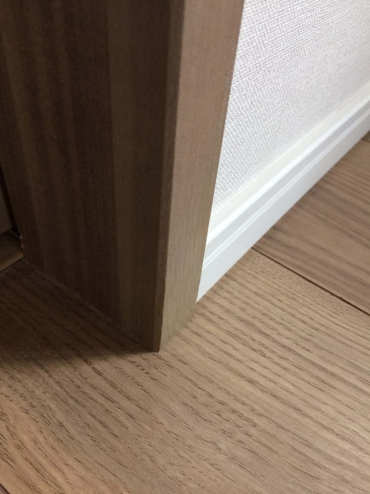 マンション木枠の補修　大阪池田市 BEFORE