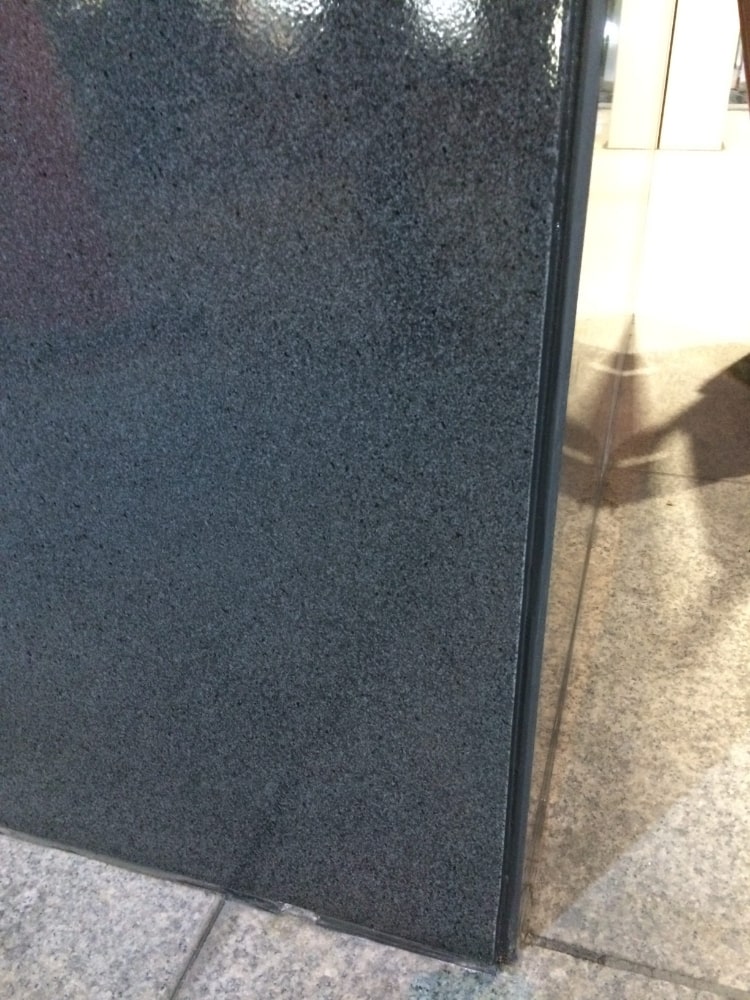 大理石　割れ補修2　現場　大阪府大阪市北区 BEFORE
