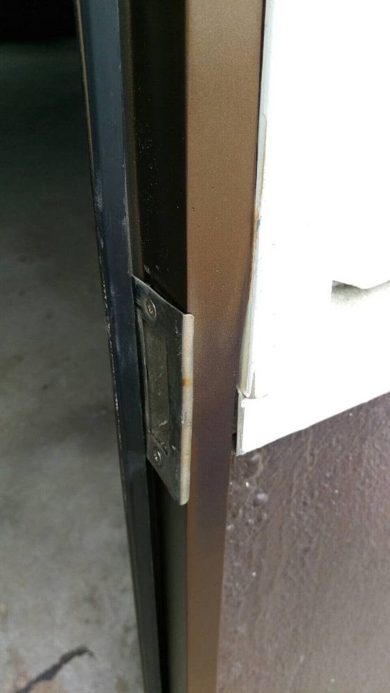 サッシへこみ補修　現場　奈良県奈良市 BEFORE