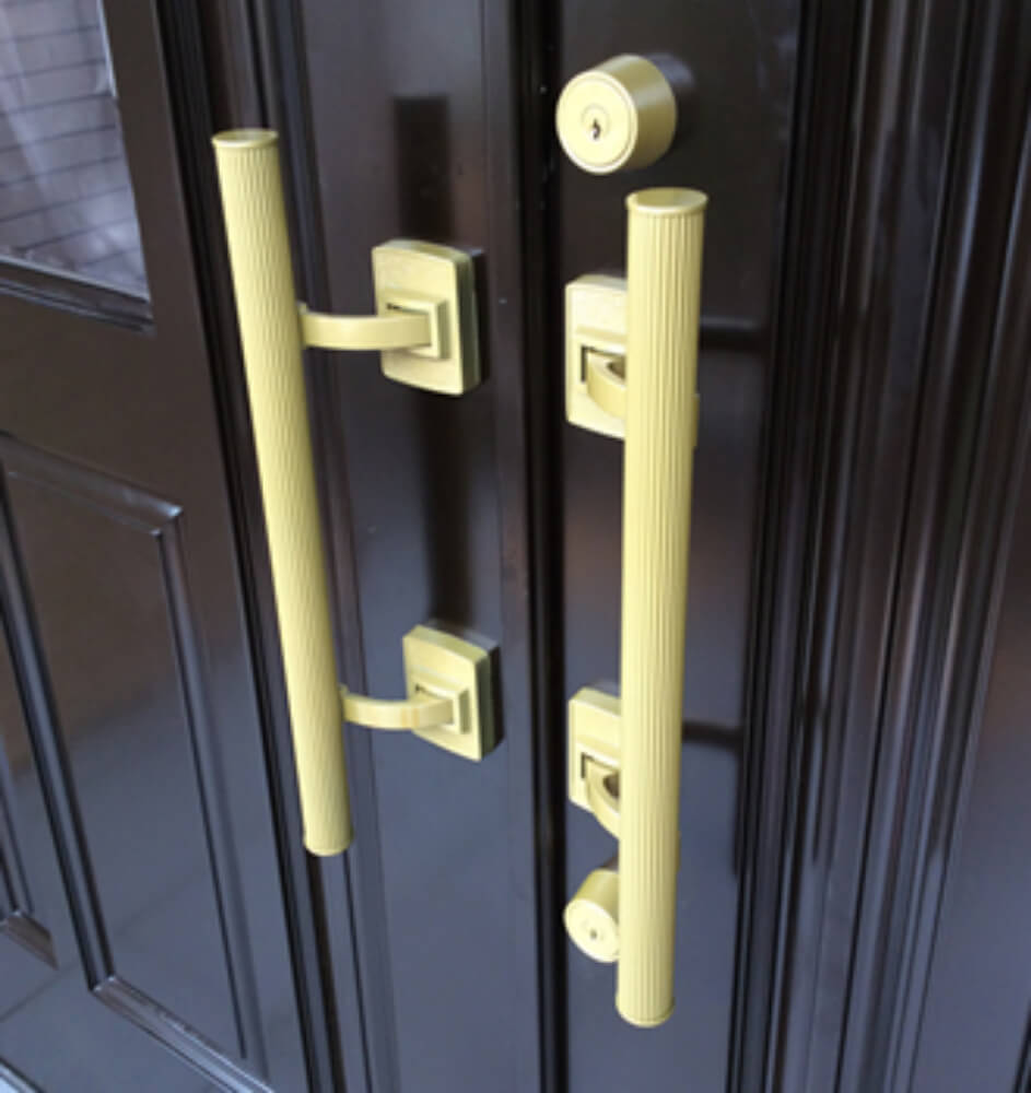 玄関ドア取っ手　塗装　大阪府大阪市 BEFORE