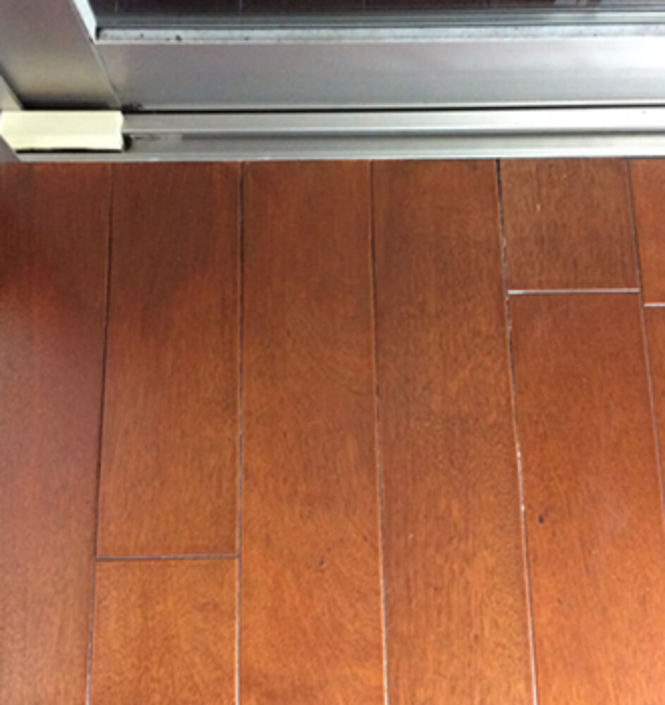 床　剥がれ補修　現場　大阪府大阪市 BEFORE