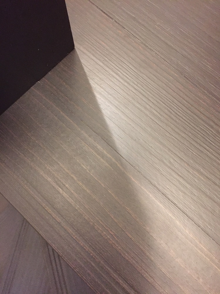 床の擦り傷　　大阪府枚方市before