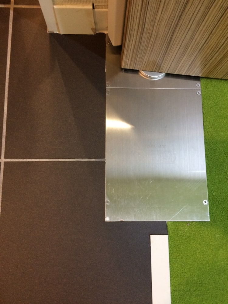 石材タイル補修　大阪府大阪市北区 BEFORE