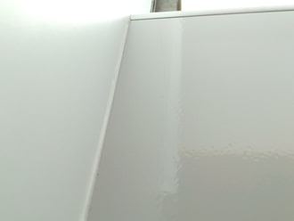 キッチンパネル穴　補修　前