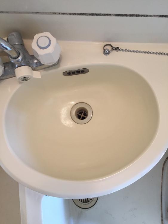 洗面ボウルをリペア前
