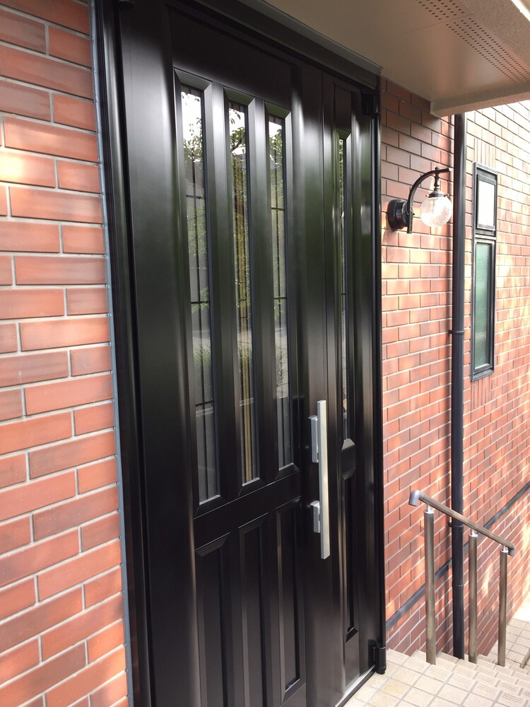 アルミ玄関ドア　全塗装リフレッシュ工事前