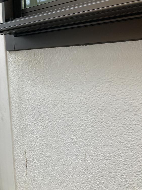 サイディング穴補修前