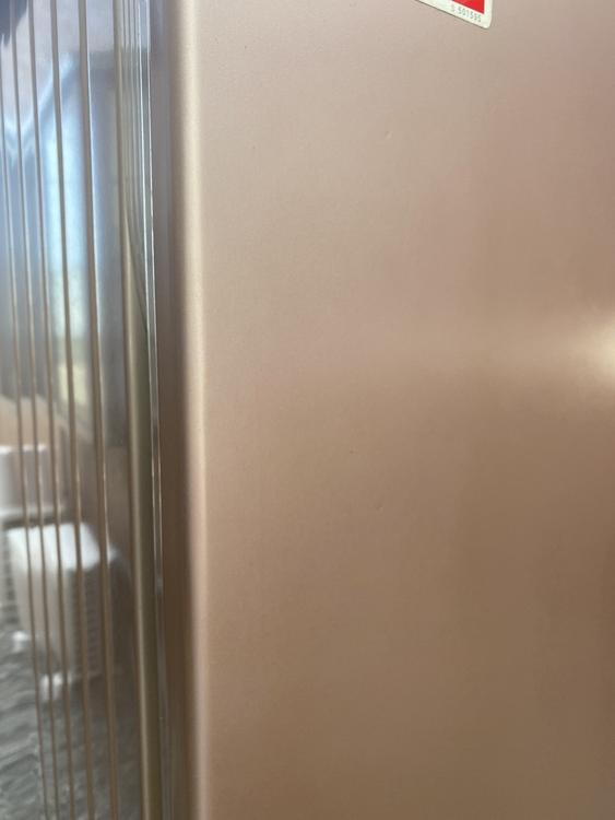 足場架設時に傷付けたへこみをリペアで復元前