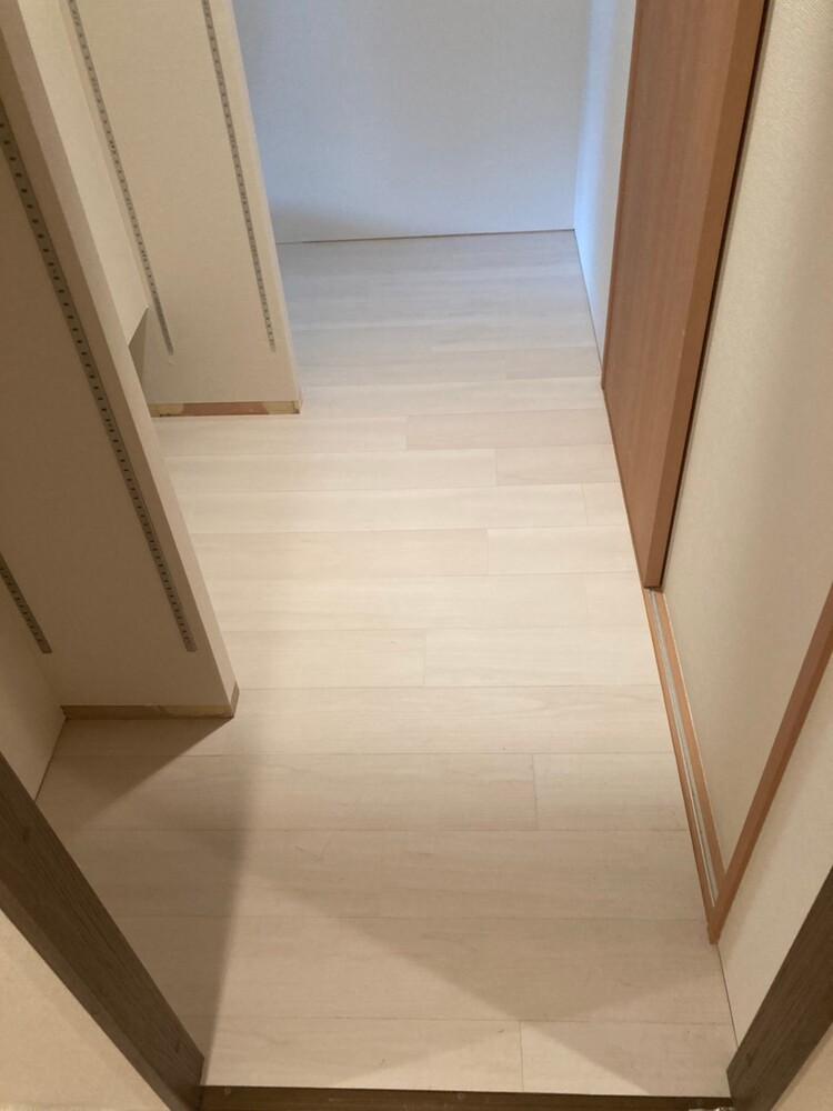 ナオスフローリング工事前