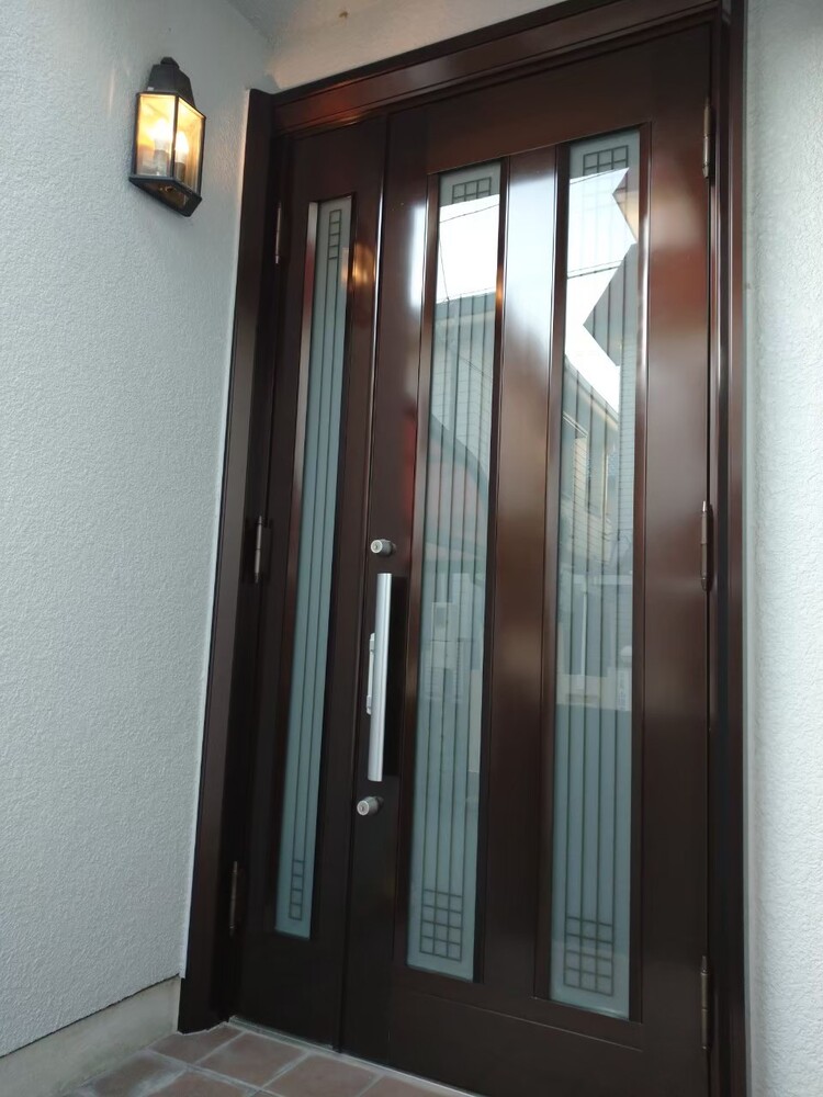 玄関ドア取っ手塗装補修前