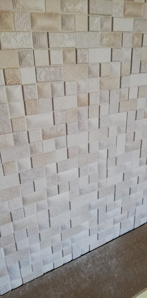 室内壁埋めるリペア前