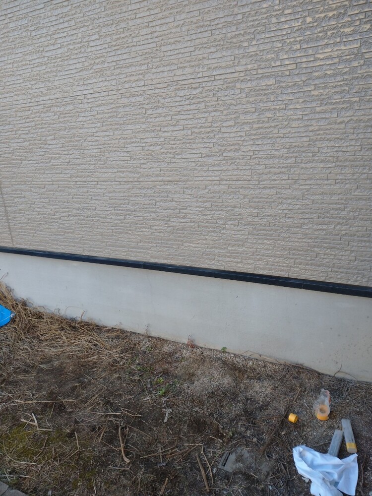 サイディング割れ補修前