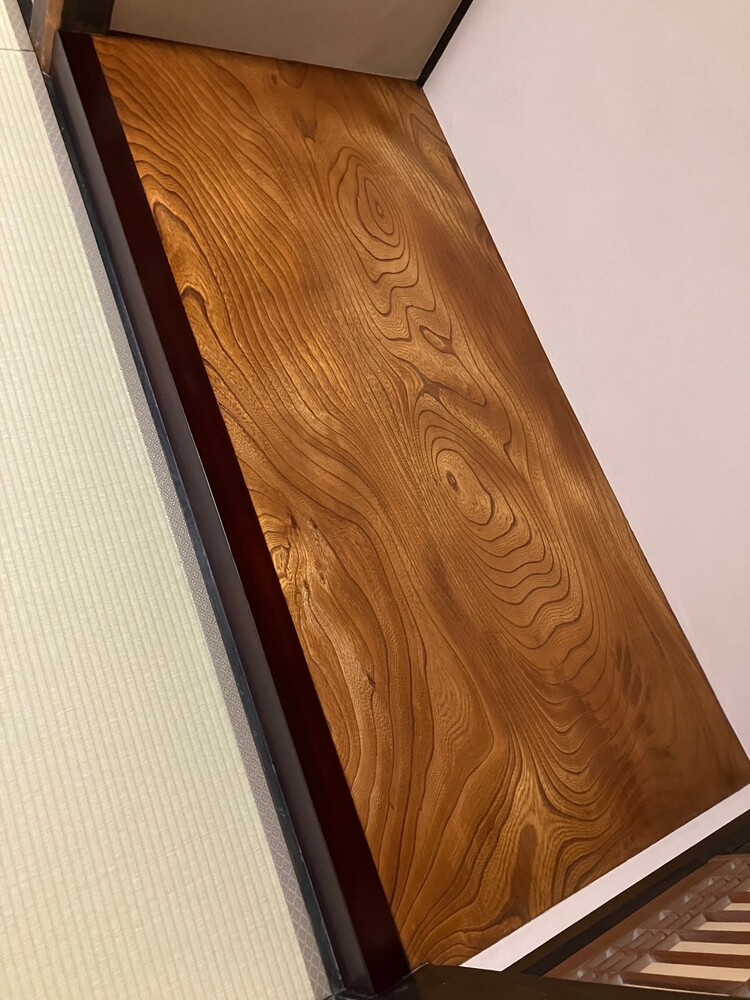 床の間無垢再生リペア前