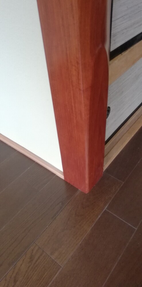 床柱隅柱リペア前