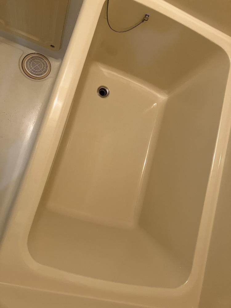浴槽クラック補修前