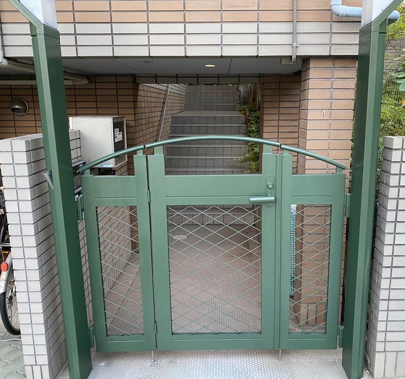 門扉門柱補修前